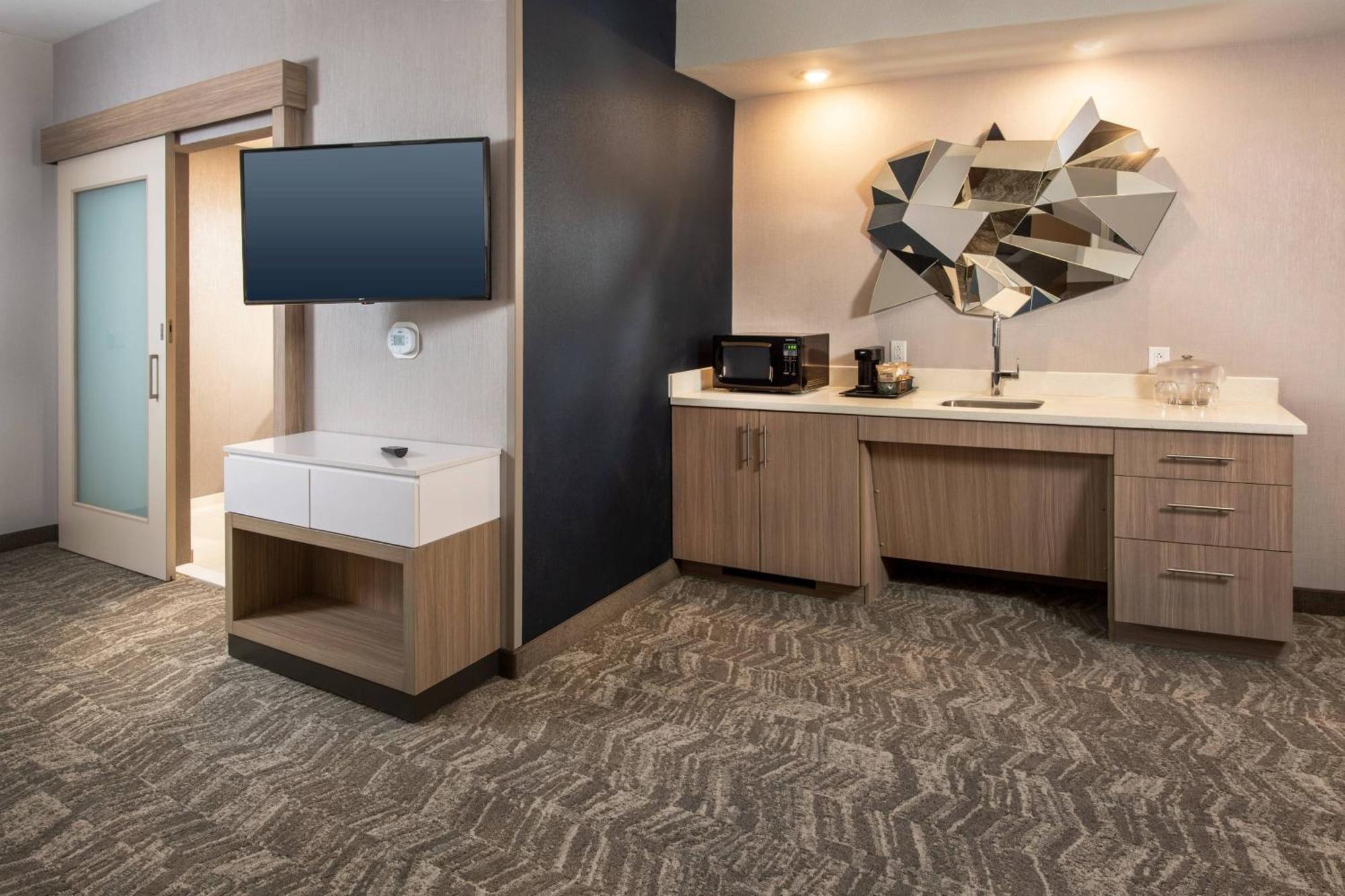Springhill Suites By Marriott Frederick Bagian luar foto