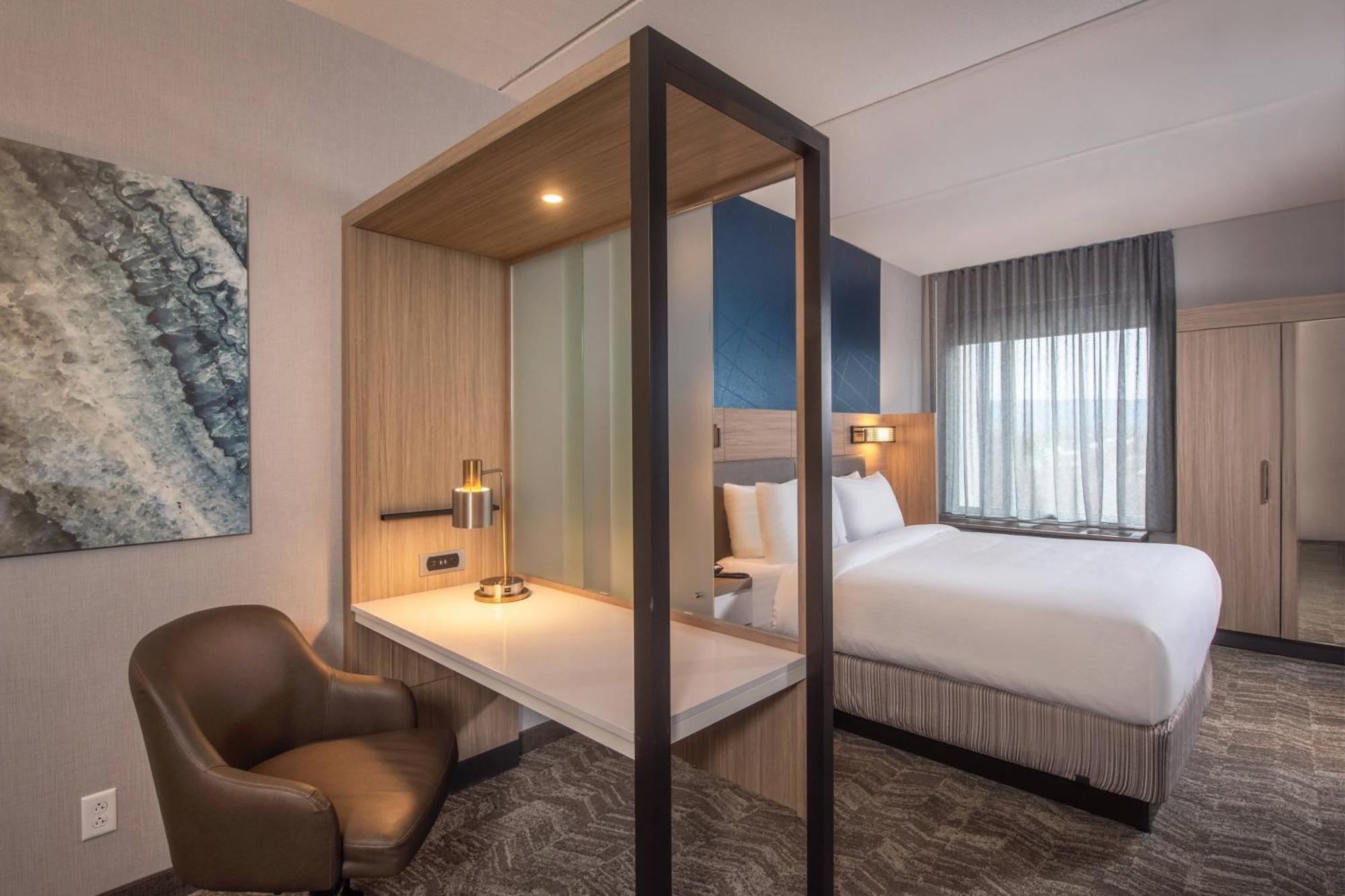 Springhill Suites By Marriott Frederick Bagian luar foto